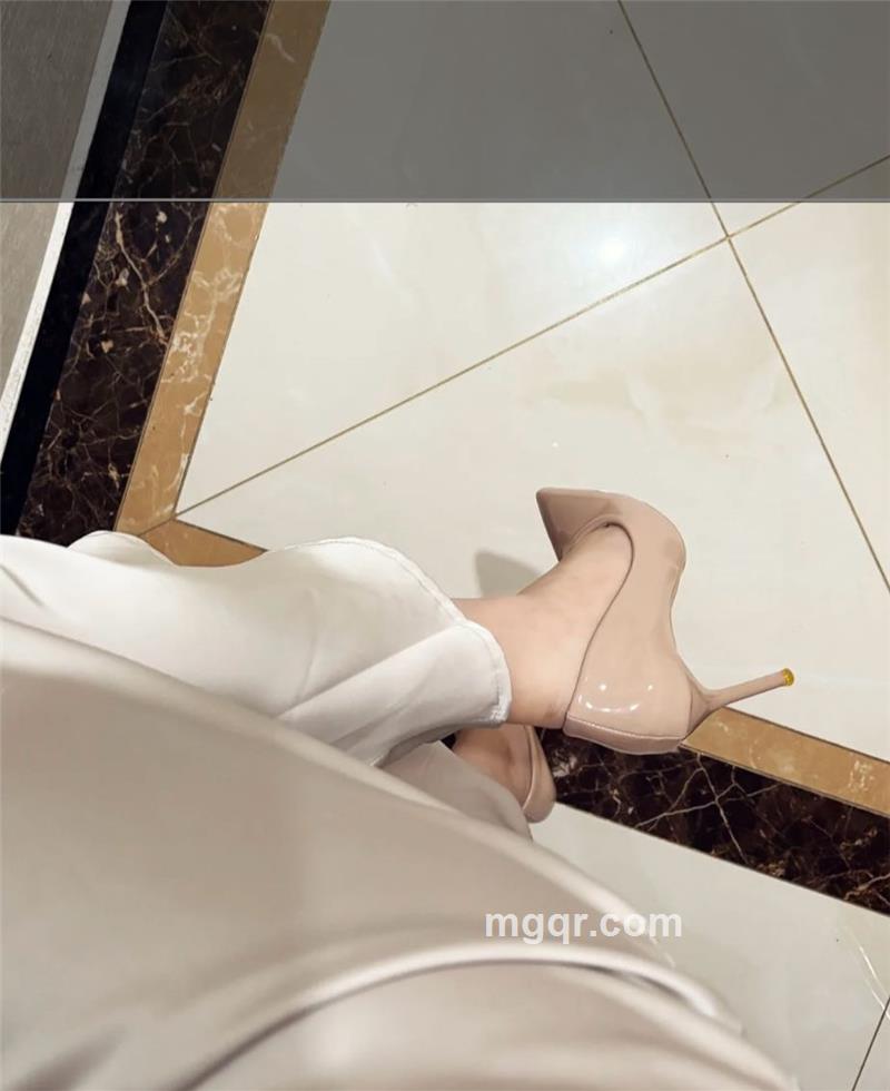 ✿踩碎了星星的头像