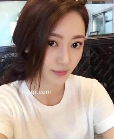 成熟的美的头像