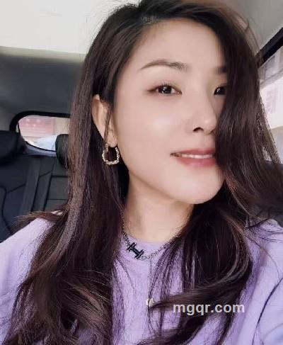 一只小七的头像