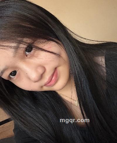 美丽的小女孩的头像