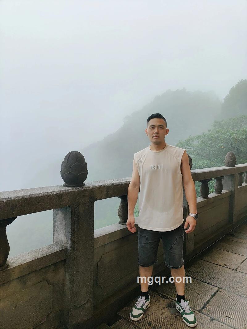 一粥一饭的头像