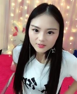 半颗糖也甜的头像