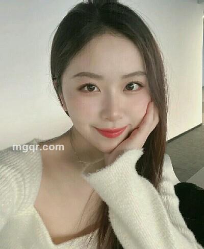 uiosp由姐姐的头像