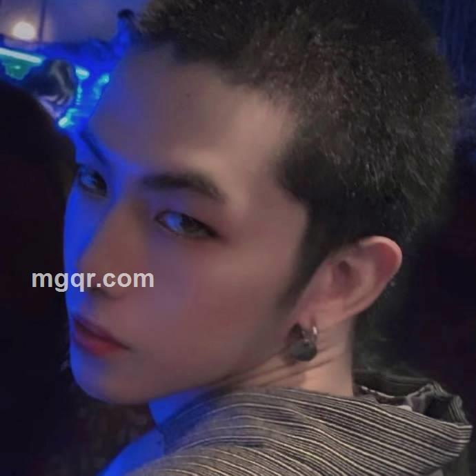 痞帅小哥哥的头像