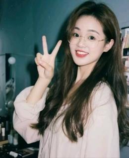 山美丽雅的头像