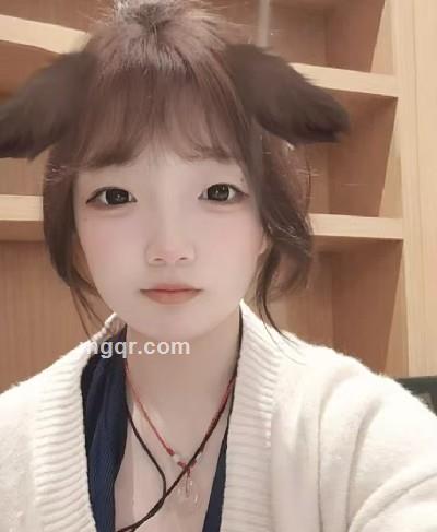 草莓布丁的头像