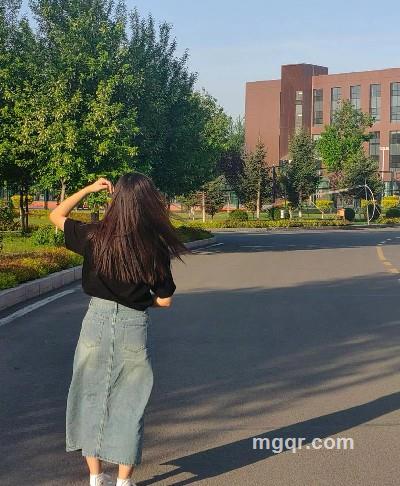 转角处等候的头像