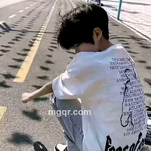 小魚睡了没有的头像