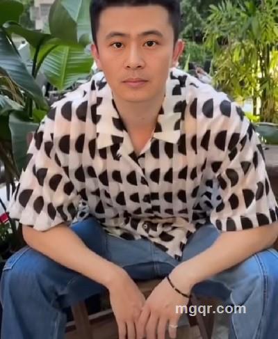 坦诚相待的头像