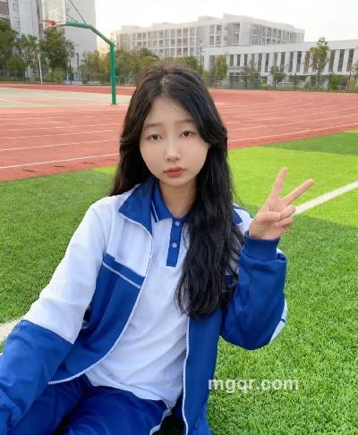 兜兜草莓的头像