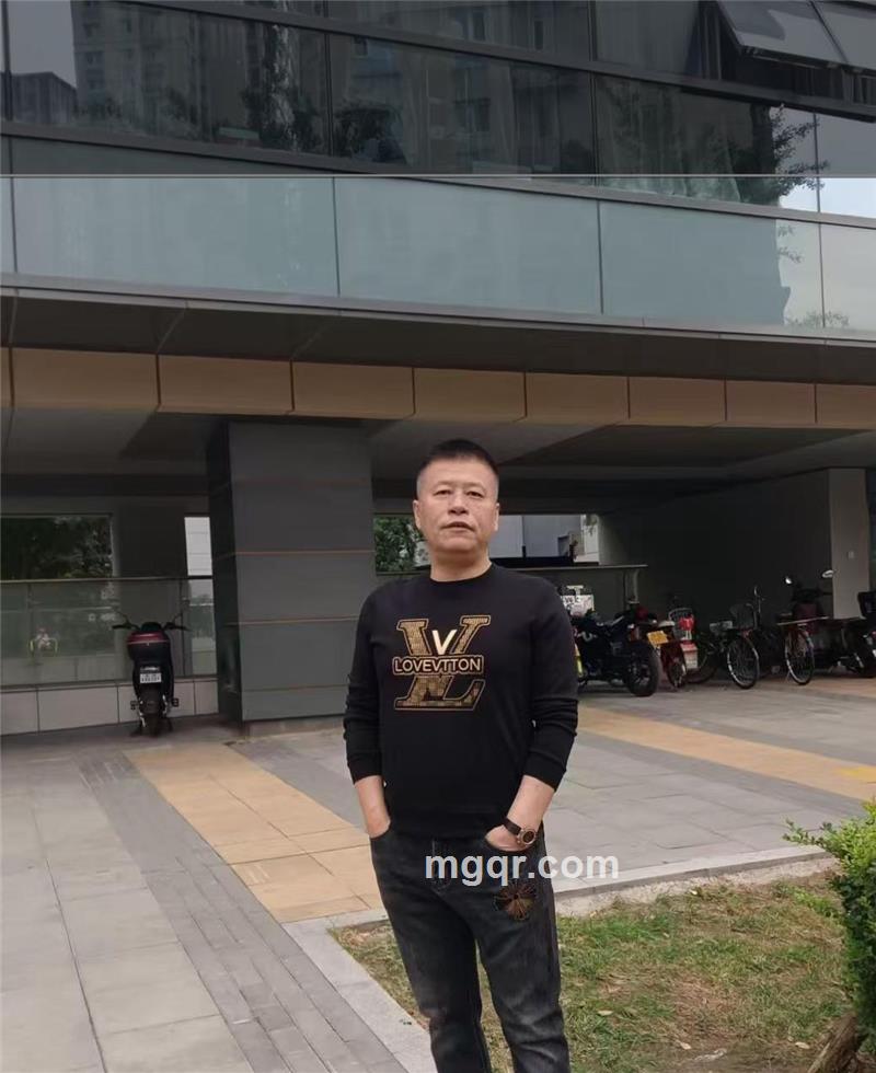 跨过山闯过河的头像