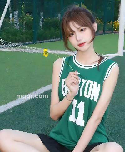 小紫敲可爱的头像