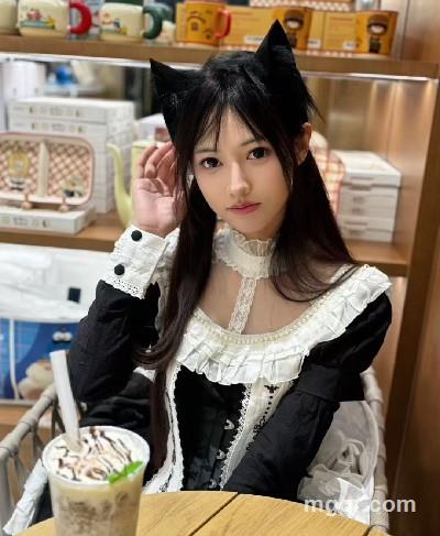 晨曦微露的头像