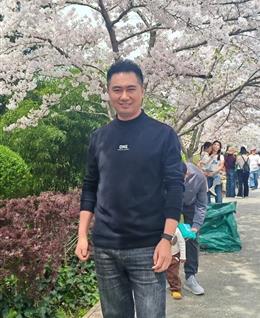 一个捣蛋鬼的头像