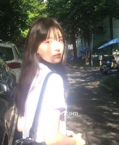 甜甜小橘子的头像