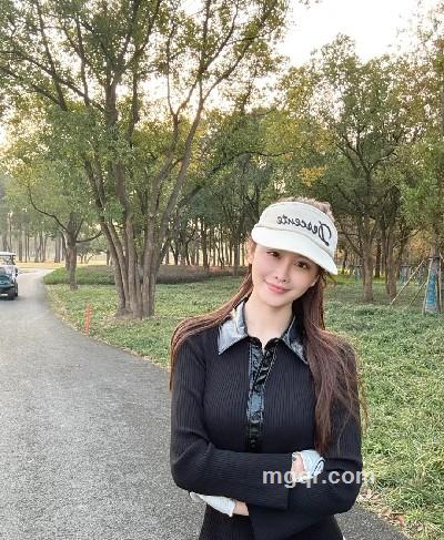 DUYiop璃如的头像