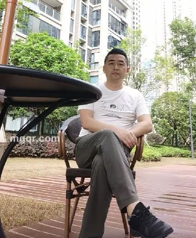 风雨中的晴天的头像