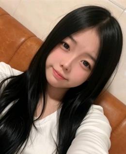 丝滑美丽的头像