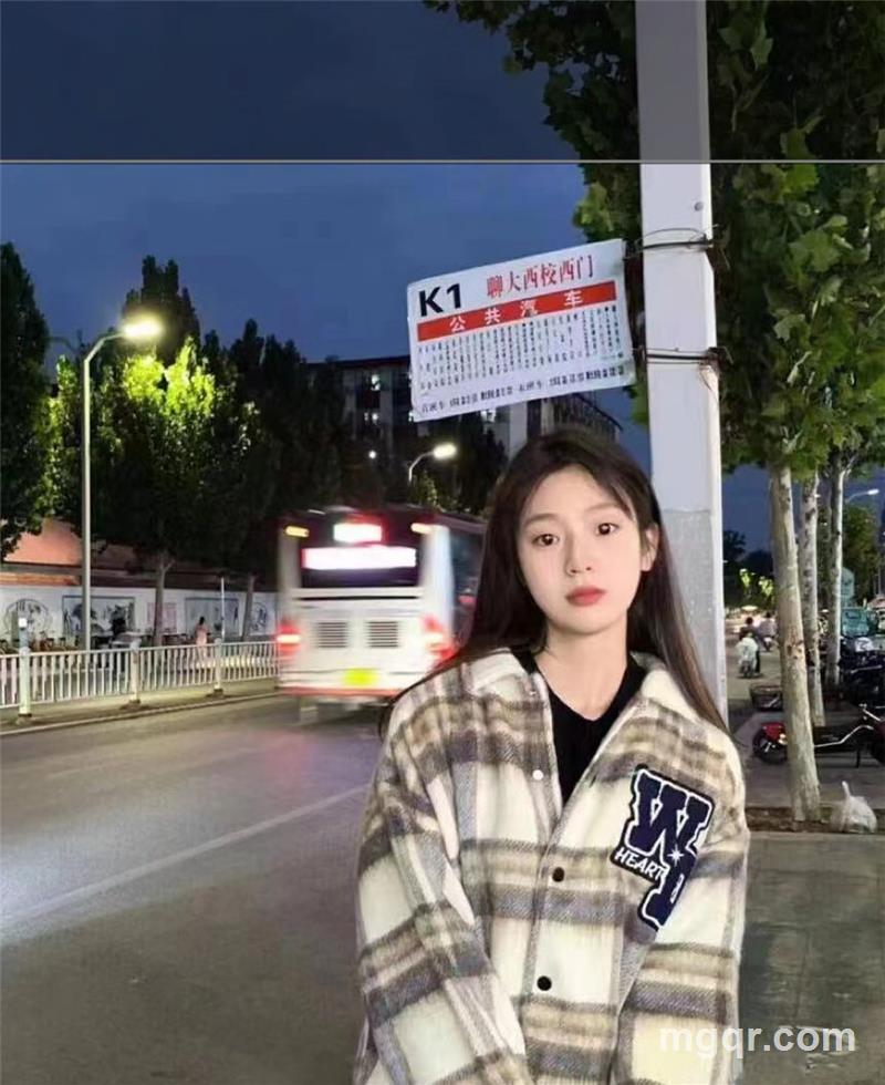 🫧海边的头像