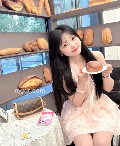 阿梓不可爱的头像