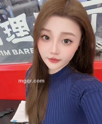 莹莹的头像