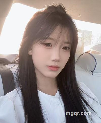 小思雨的头像