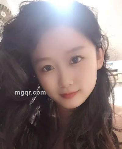 偷颗草莓的头像