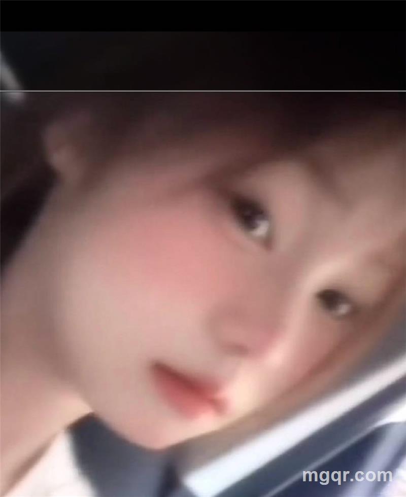 小饭团的头像