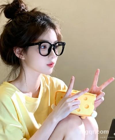 爱吃鱼的猫的头像