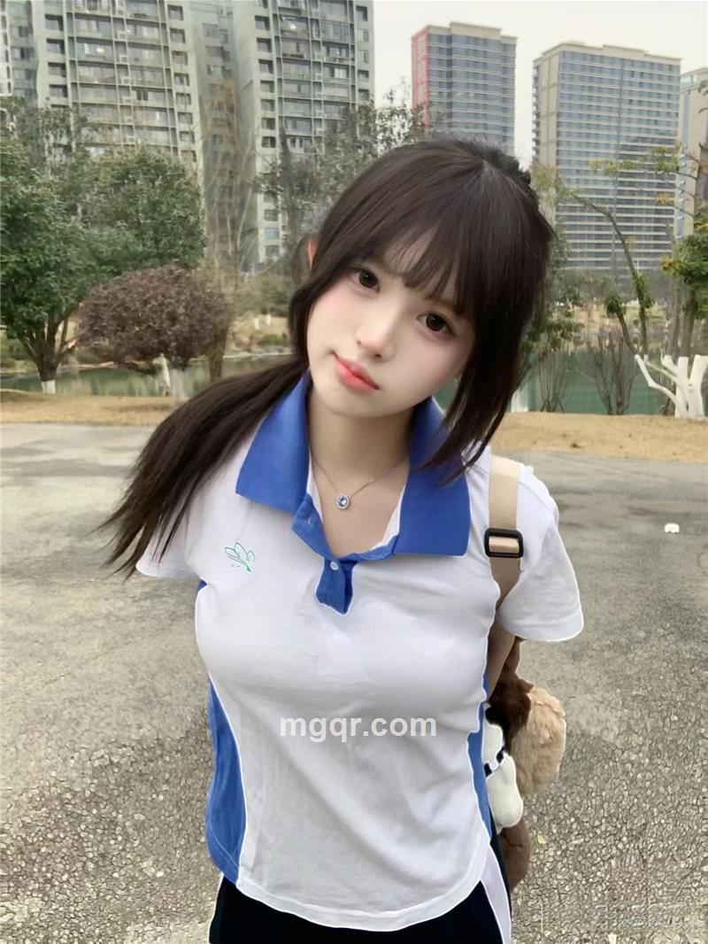 草莓奶盖的头像