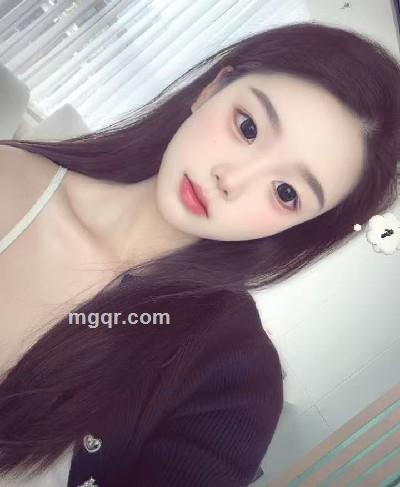 草莓酱板鸭的头像