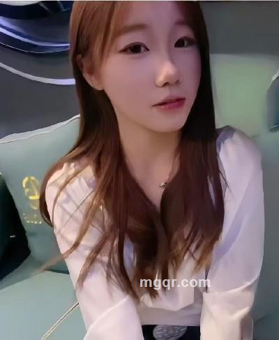 敏敏吖的头像