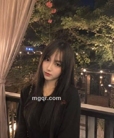 小可爱与小领带的头像