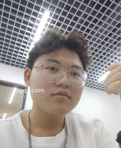 又是一年冬的头像