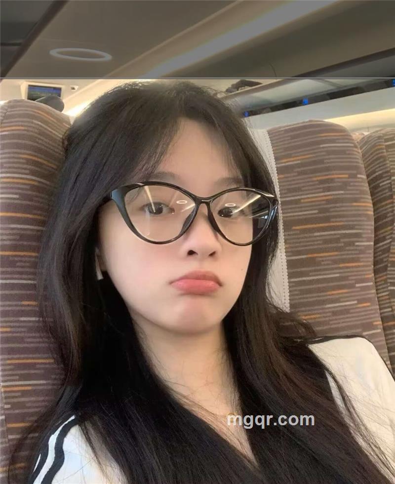 娜娜的头像