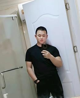 没心没肺没人疼的头像