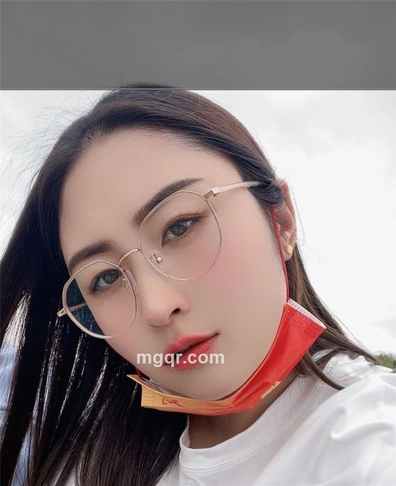 娜娜的头像