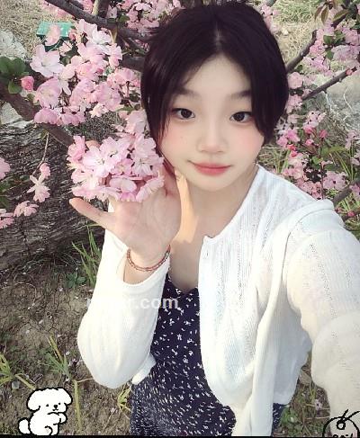 甜妞的头像
