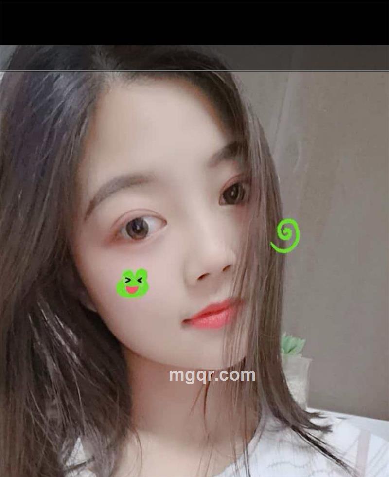 小薪亿亿的头像