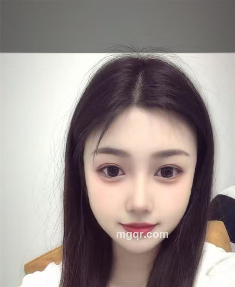 嗯嗯的头像