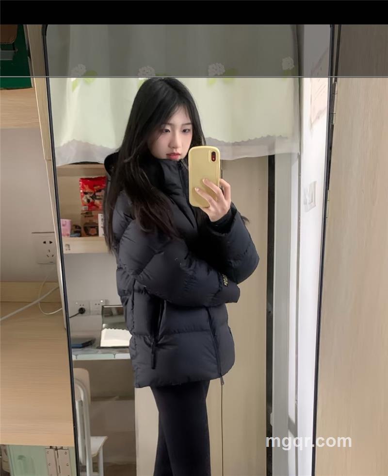 莹莹的头像