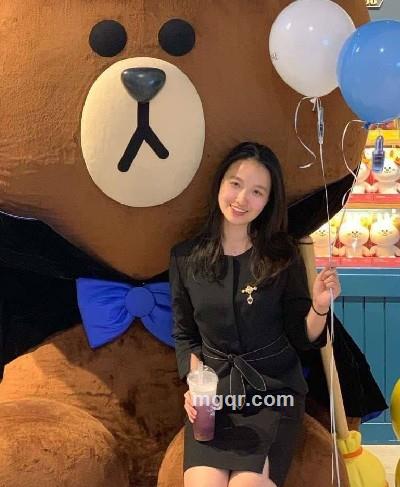 颜嘉丽妈妈的头像