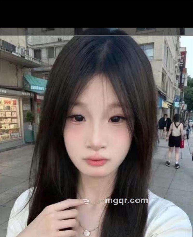 爱哭的女孩