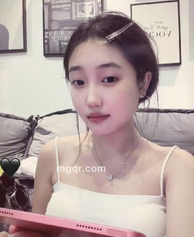 江月诗的头像