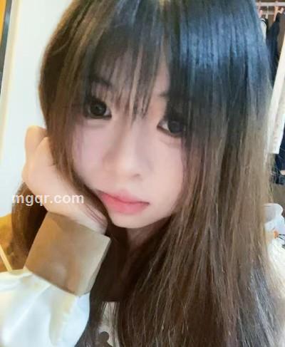 萝莉小依依的头像