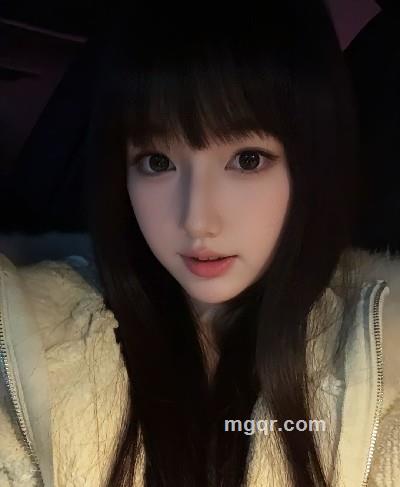 莹莹🍼🍼的头像