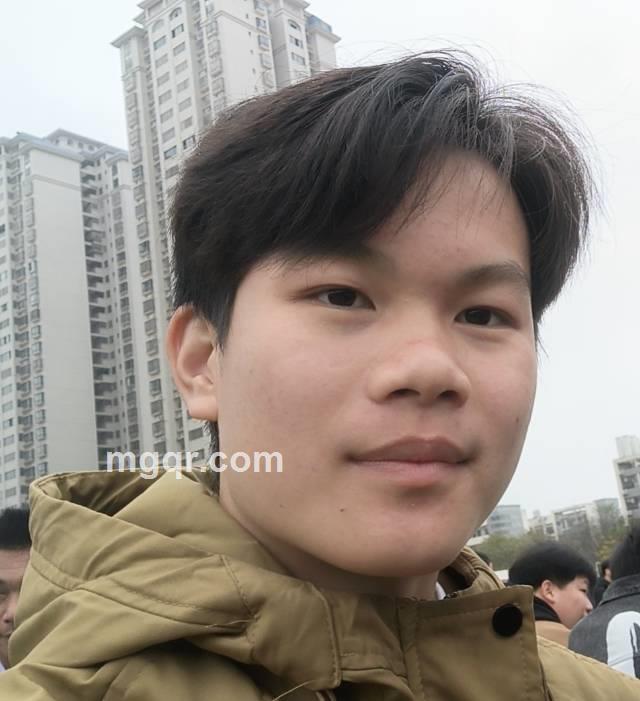 金色鹿角的头像