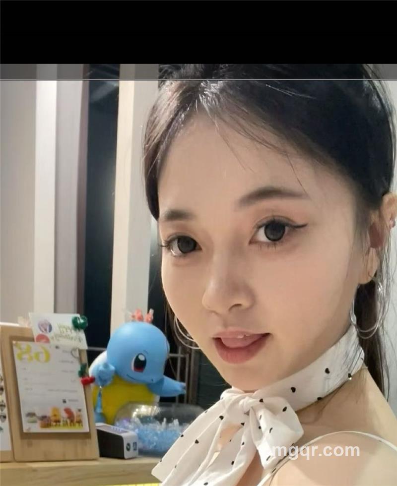 爱笑的女孩的头像