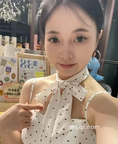 爱笑的女孩的头像