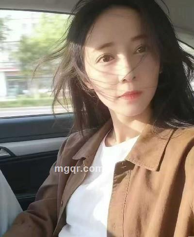 莹莹的头像
